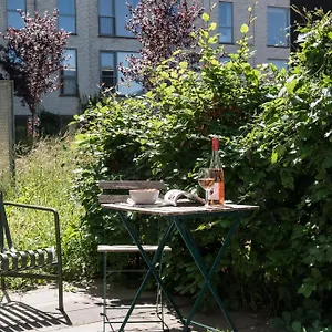 by-the-beach-gardens.copenhagenhotelselect.com/